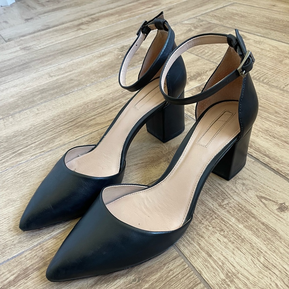Antonio Melani Lynlee Block Heels - Picture 2 of 6
